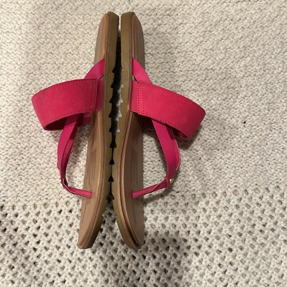 Sorel Women's Pink Sandals Size 10 - Picture 2 of 7